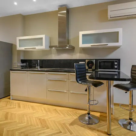 公寓 Beachfront 3-bedroom With Jaccuzi And Barbecue In The Back *